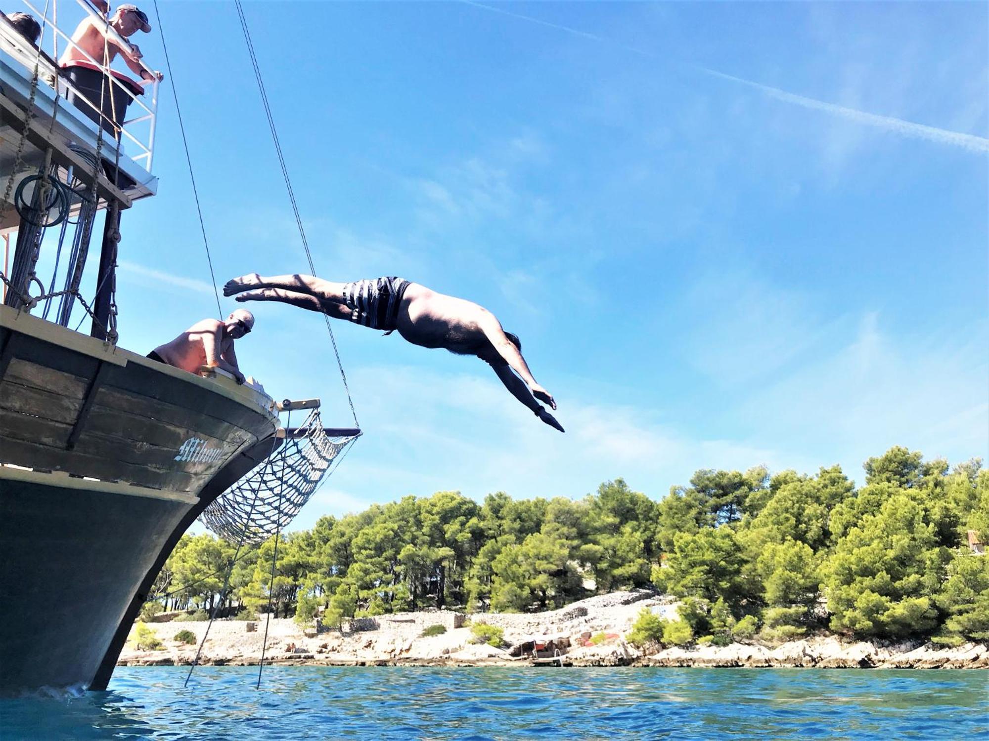 Rhythm Floating Accom - Split Hotel ภายนอก รูปภาพ
