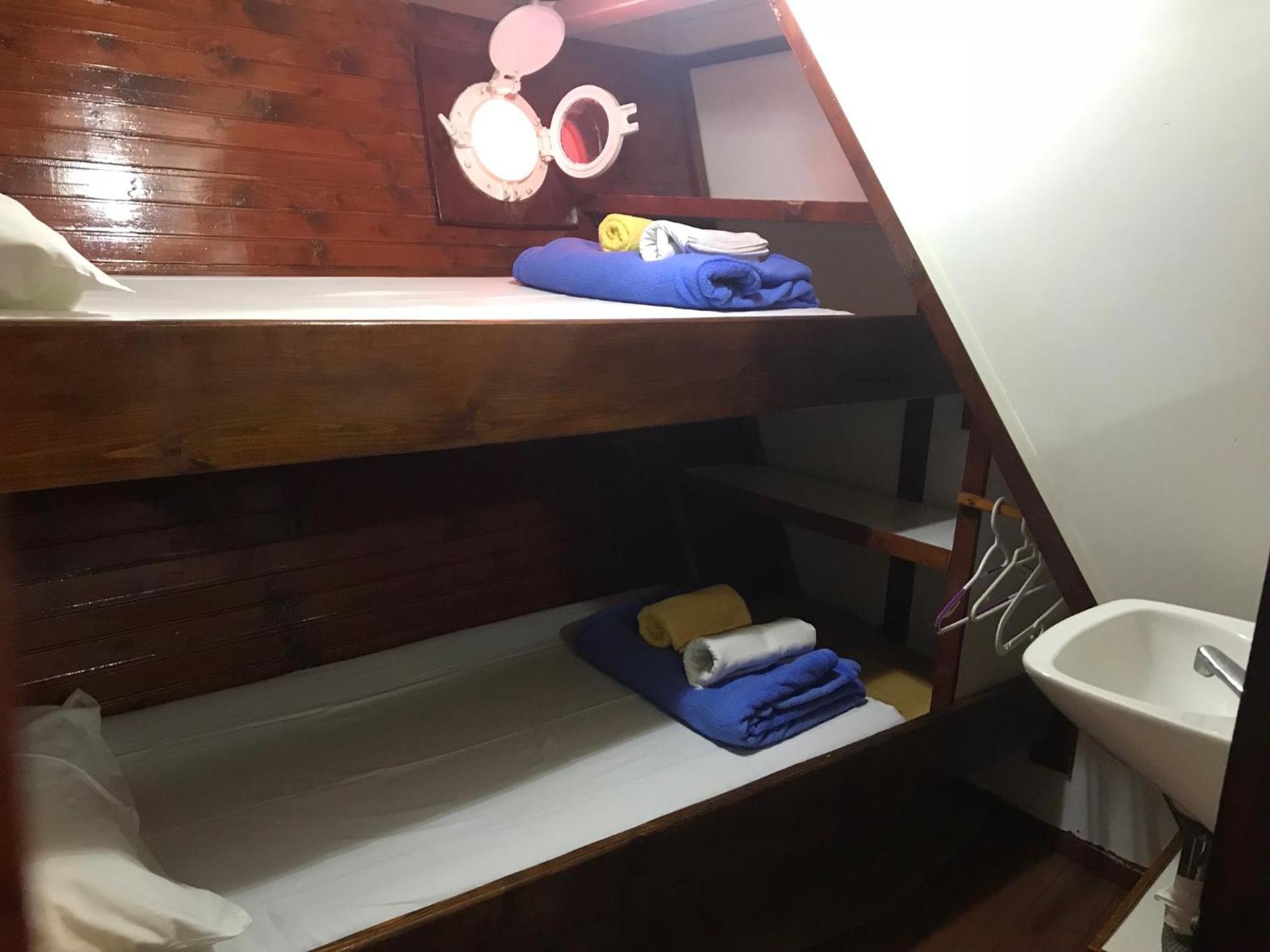 Rhythm Floating Accom - Split Hotel ภายนอก รูปภาพ