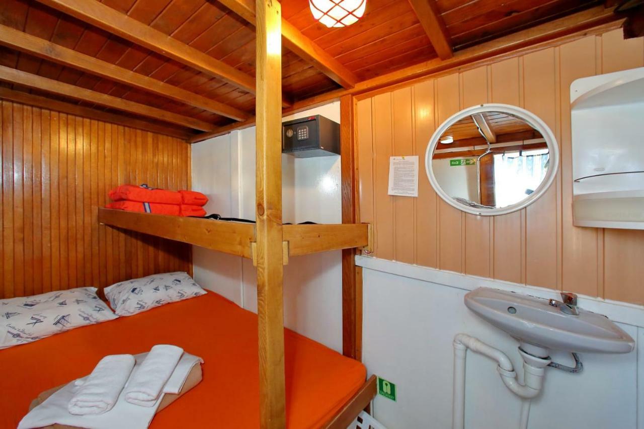 Rhythm Floating Accom - Split Hotel ภายนอก รูปภาพ