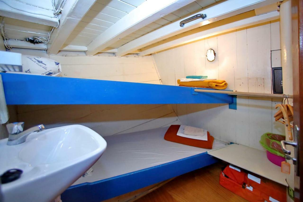 Rhythm Floating Accom - Split Hotel ภายนอก รูปภาพ