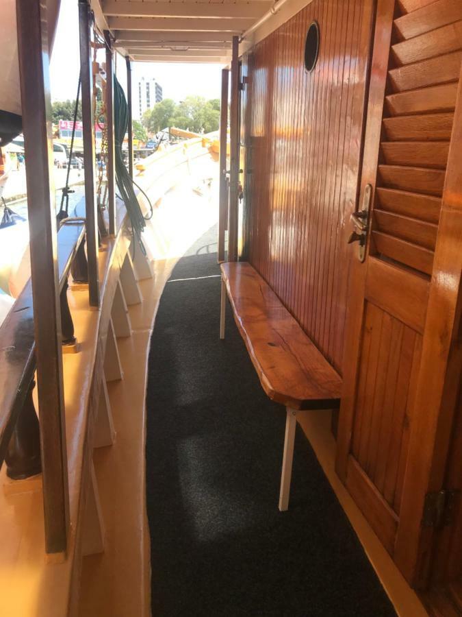 Rhythm Floating Accom - Split Hotel ภายนอก รูปภาพ